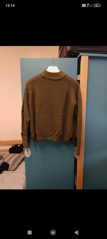 Pull en maille vert kaki