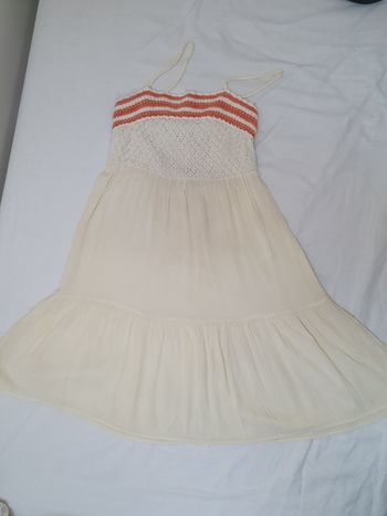 Robe d'été jaune pâle 