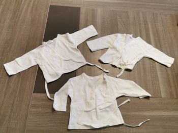 Lot de 3 vestes en 6 mois