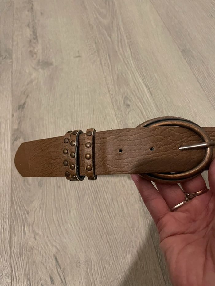 Ceinture marron boucle doré aspect vieilli longueur 90 cm hauteur 3,7cm - photo numéro 3