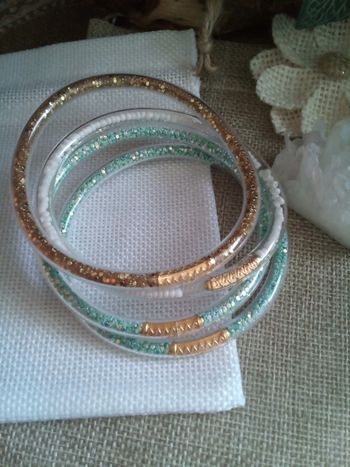Lot de 4 bracelets