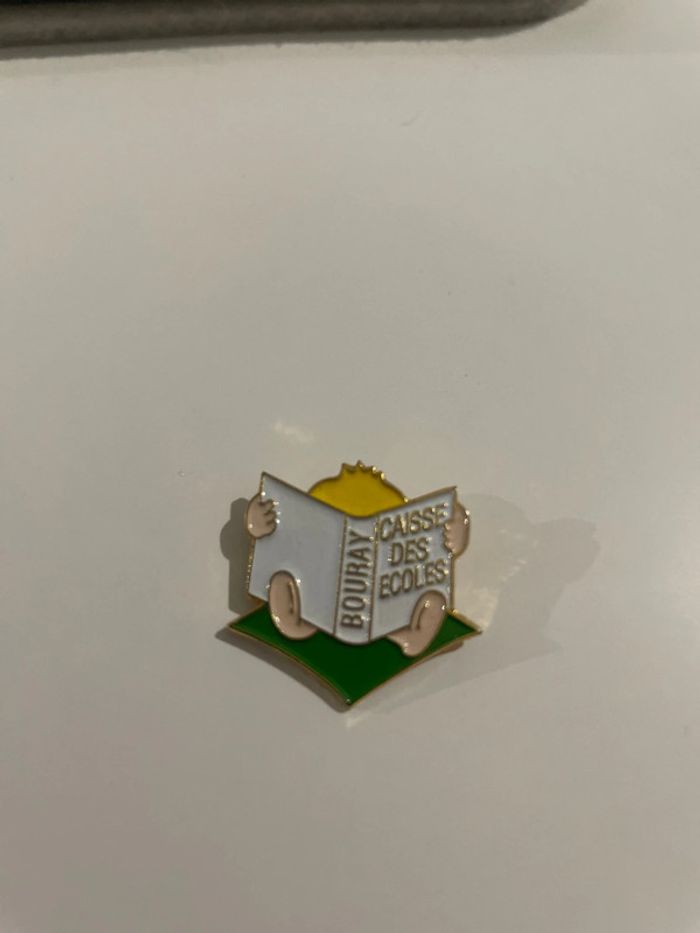 Pin’s Bouray - Caisse des écoles