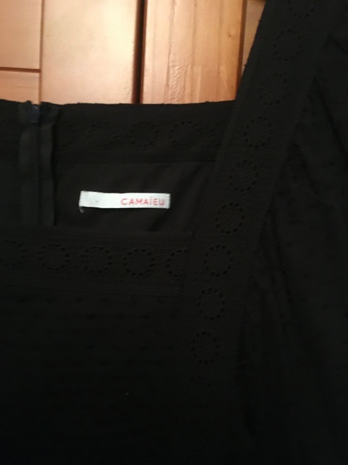 Robe noire - photo numéro 3