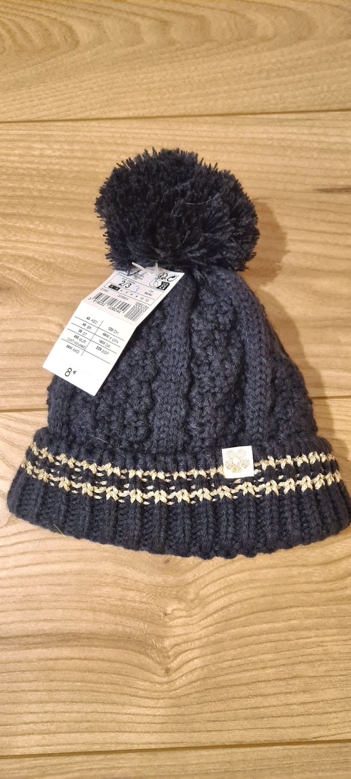 Bonnet fille neuf