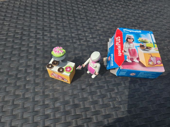 Playmobil 9097 Pâtissière avec gâteaux