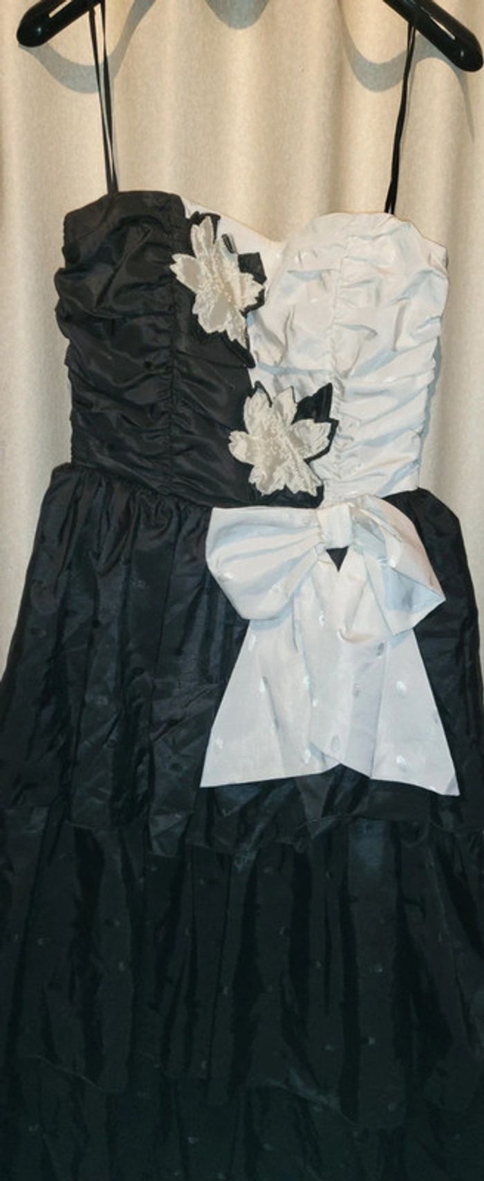 Robe de fête - photo numéro 2