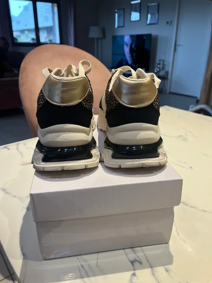Basket neuve femme tendance - photo numéro 5