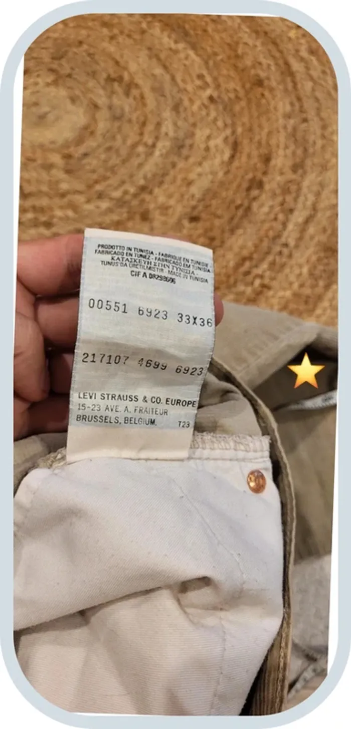 Jean Levi's 551 – Coupe droite vintage – Beige/ Kaki clair - Très bon état - Taille 38/40 - photo numéro 9