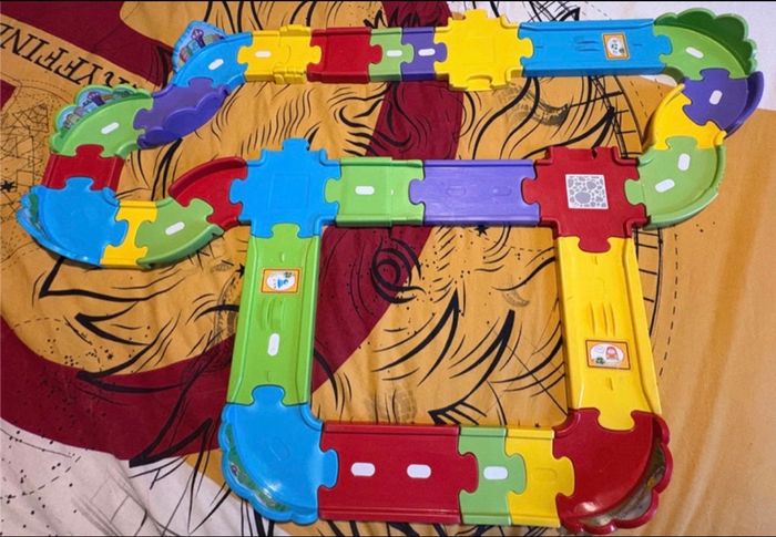 Circuit et voiture tut tut bolide - photo numéro 4