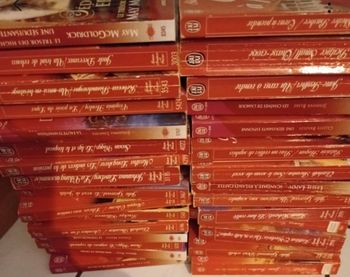 Lot de 30 livres aventure et passion romance historique
