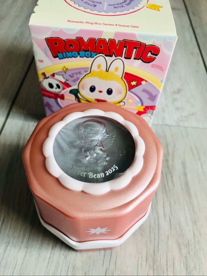 Pop Mart Pop Bean Romantic Ring Box - - photo numéro 3