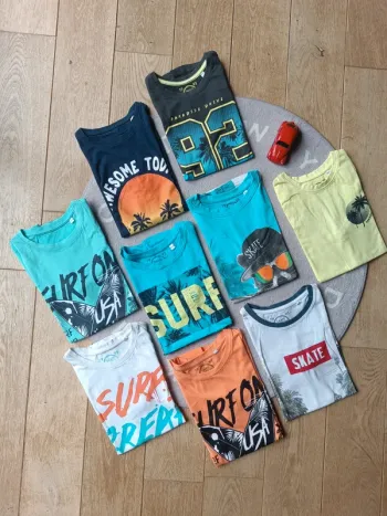 Lot de 9 débardeurs 👕