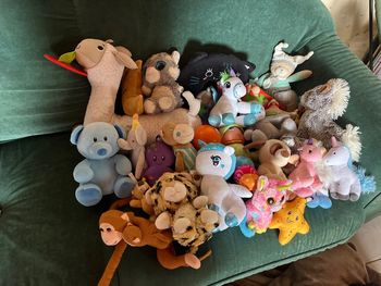 Gros lot peluches et doudous