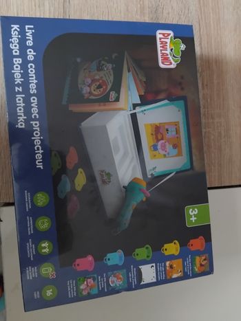 Livre de contes avec projecteur