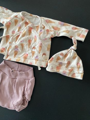 Ensemble haut + bloomer + bonnet Glace