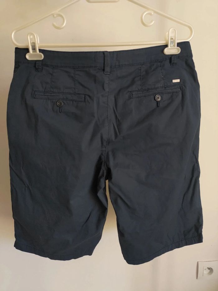 Esprit short marine 42 - photo numéro 2