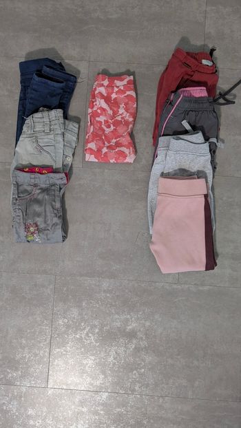 Lot fille 3 ans  57 pièces