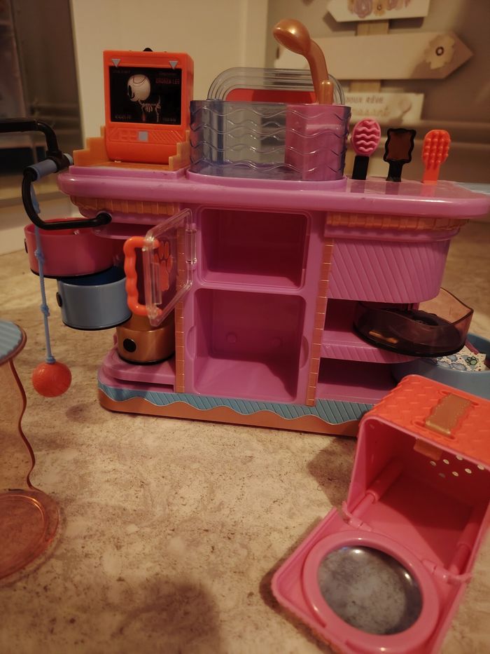 Vétérinaire poupée LOL - photo numéro 2