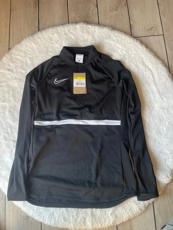 Pull Nike sport