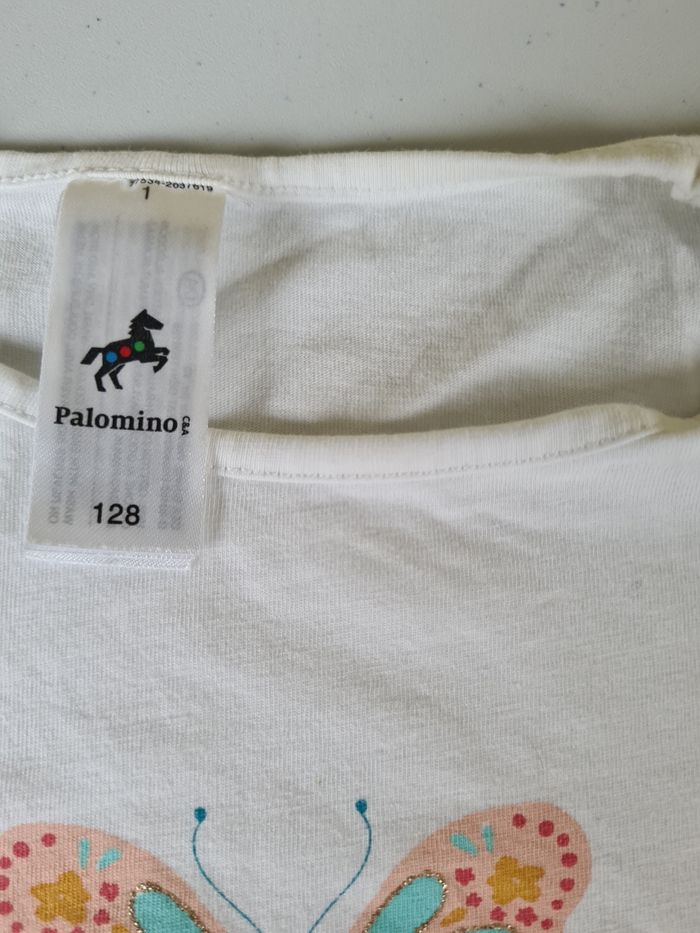 T-shirt papillon 🦋 8 ans - photo numéro 3