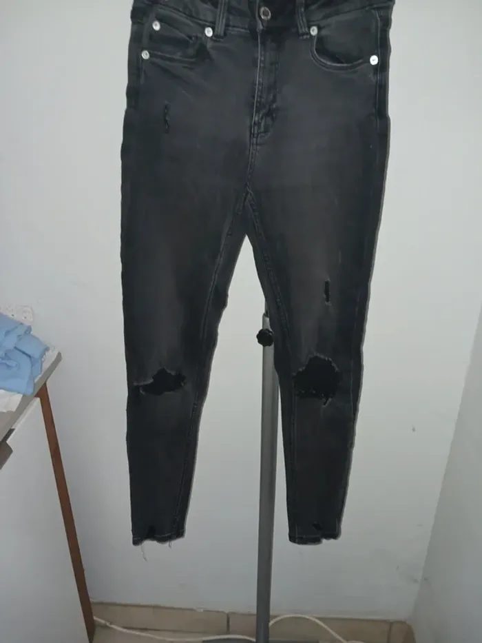 Jean noir T34 - photo numéro 2