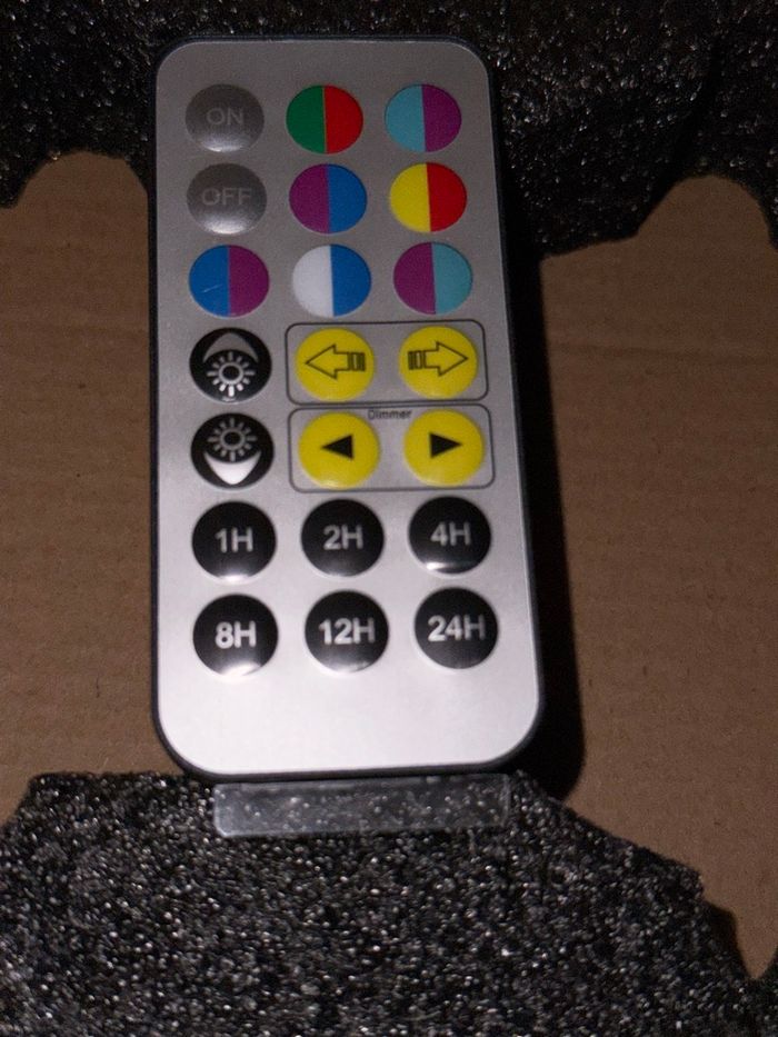 Lampe veilleuse stitch - photo numéro 6