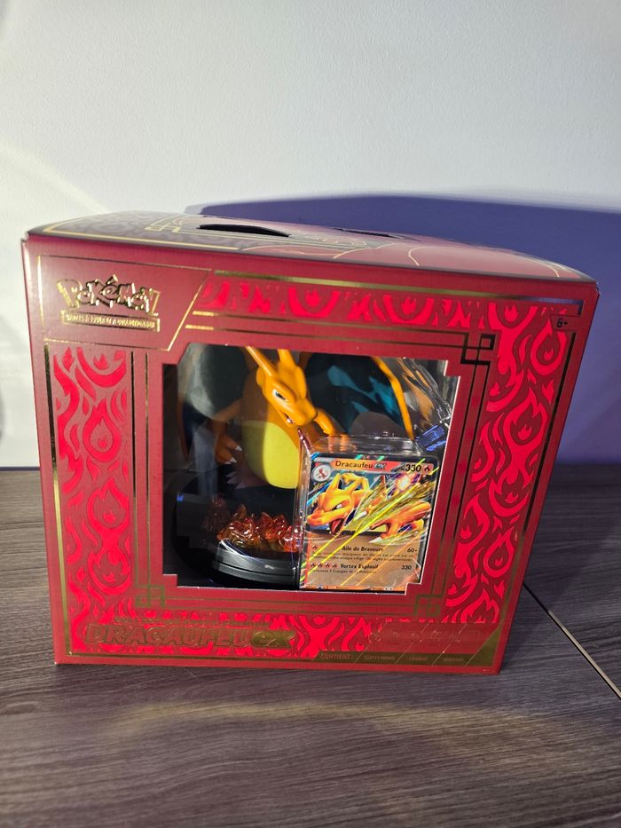 Coffret carte pokemon dracaufeu ex