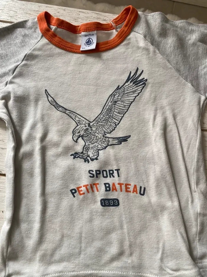Pyjama deux pièces + un pantalon 3/4 ans - photo numéro 4