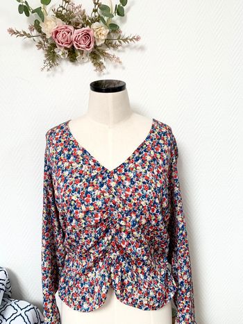 Jolie blouse fluide Taille L Neuve avec étiquette