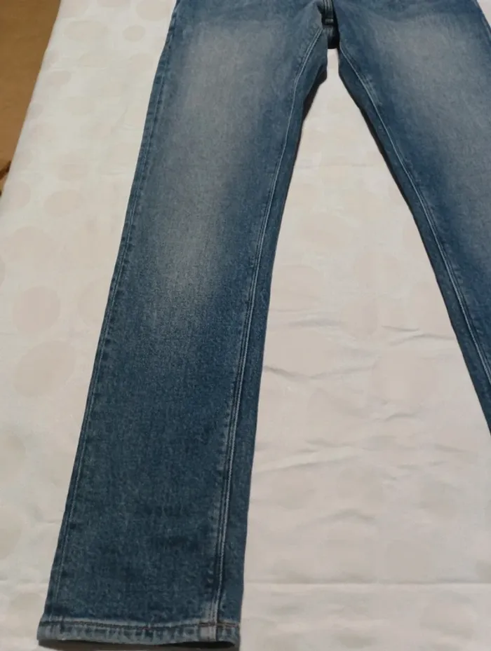 Pantalon jeans  femme Asos taille 38  jeans court coupe légèrement skinny neuf - photo numéro 3