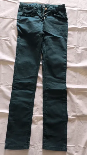 Jolie pantalon tape a l'oeil