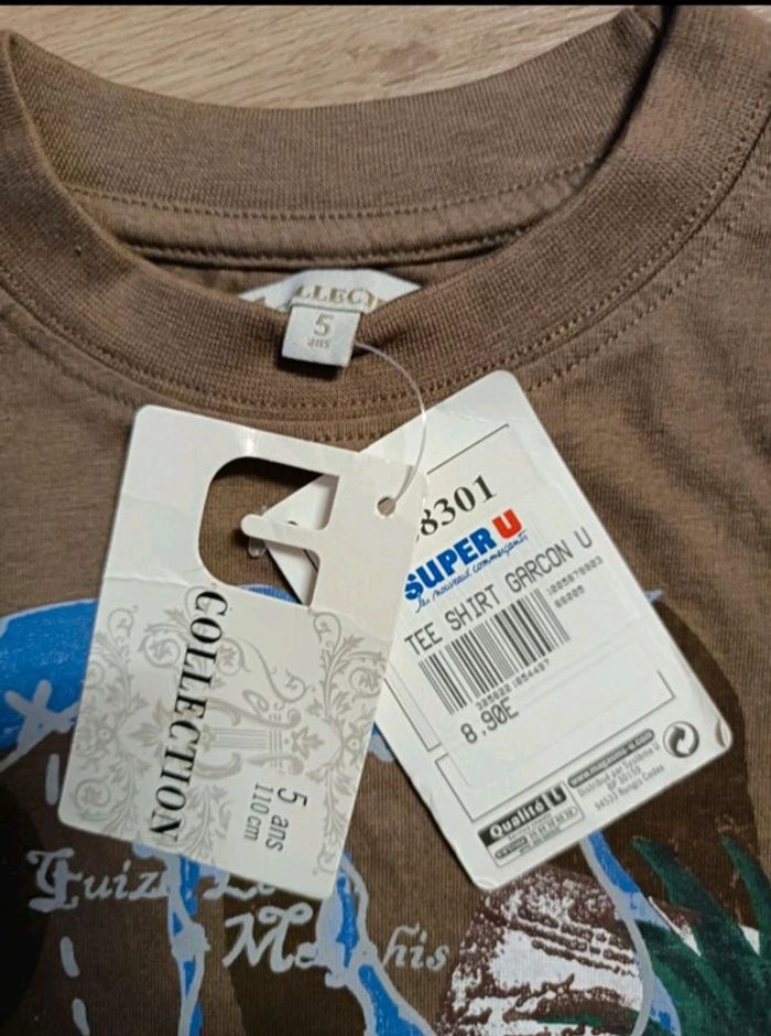 15. T-shirt neuf U 5ans 110 8,90€ - photo numéro 4