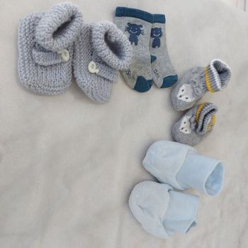 Lot chaussons bébé T15-17