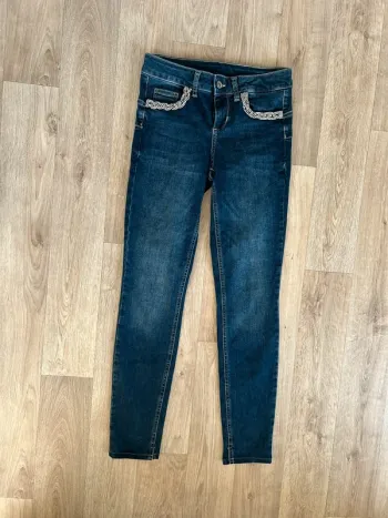 Liu jo jean bleu brut, strass sur poche  femme, taille Fr 36  / us 26