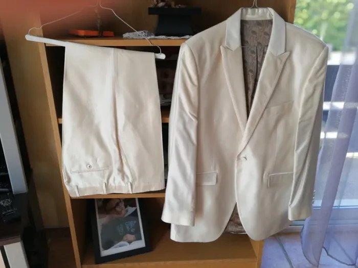 Costume marié