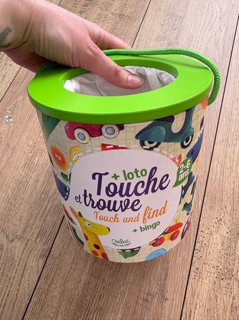 Touche et trouve 2-6 ans 