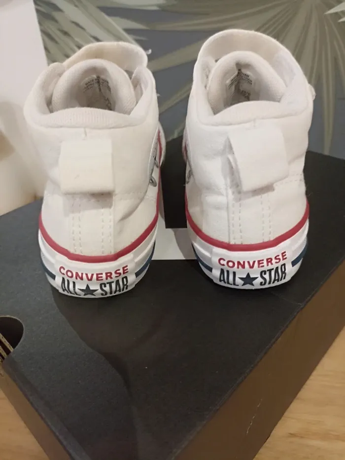 Baskets converse blanches taille 29 - photo numéro 4