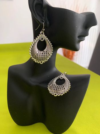 Boucles d’oreilles bohémiennes goutte d’eau en alliage argenté