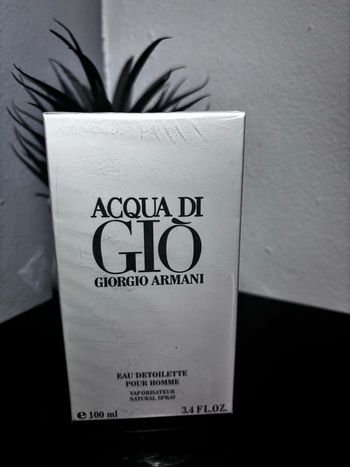 Acqua di gio neuf sous blister 100ml 