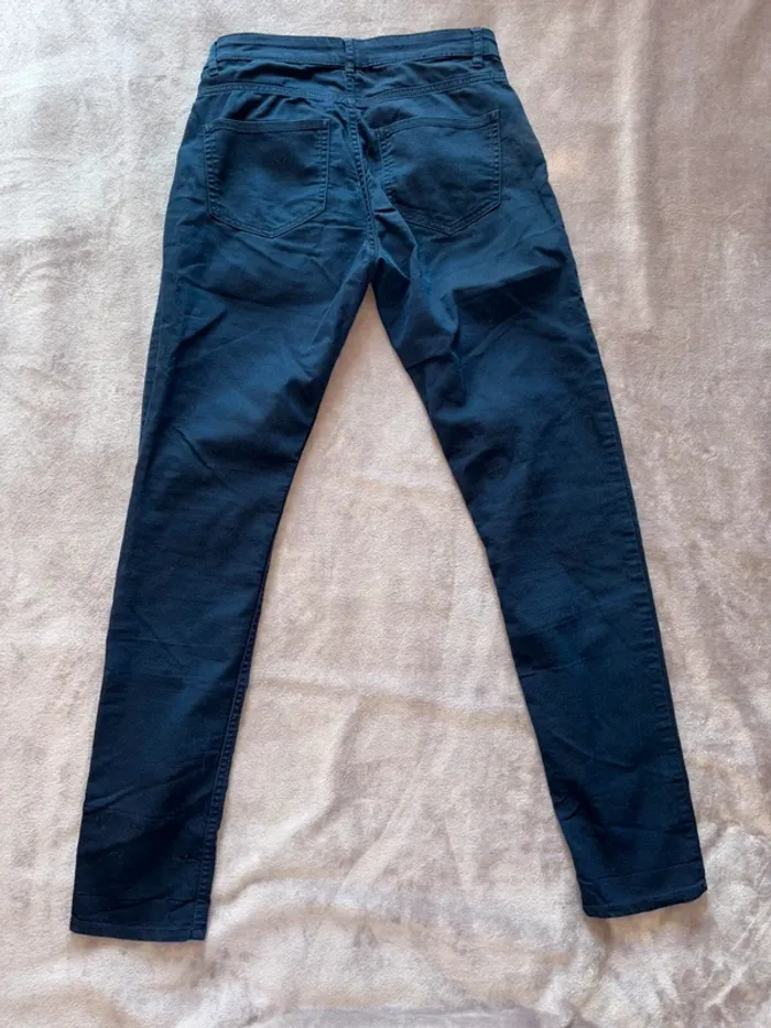 Lot de 4 vêtements femme taille S en très bon état - photo numéro 17