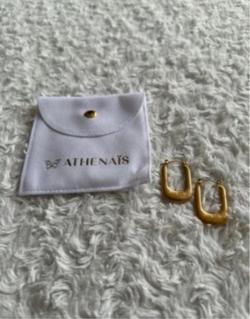 Boucle d’oreilles en acier inoxydable neuves 