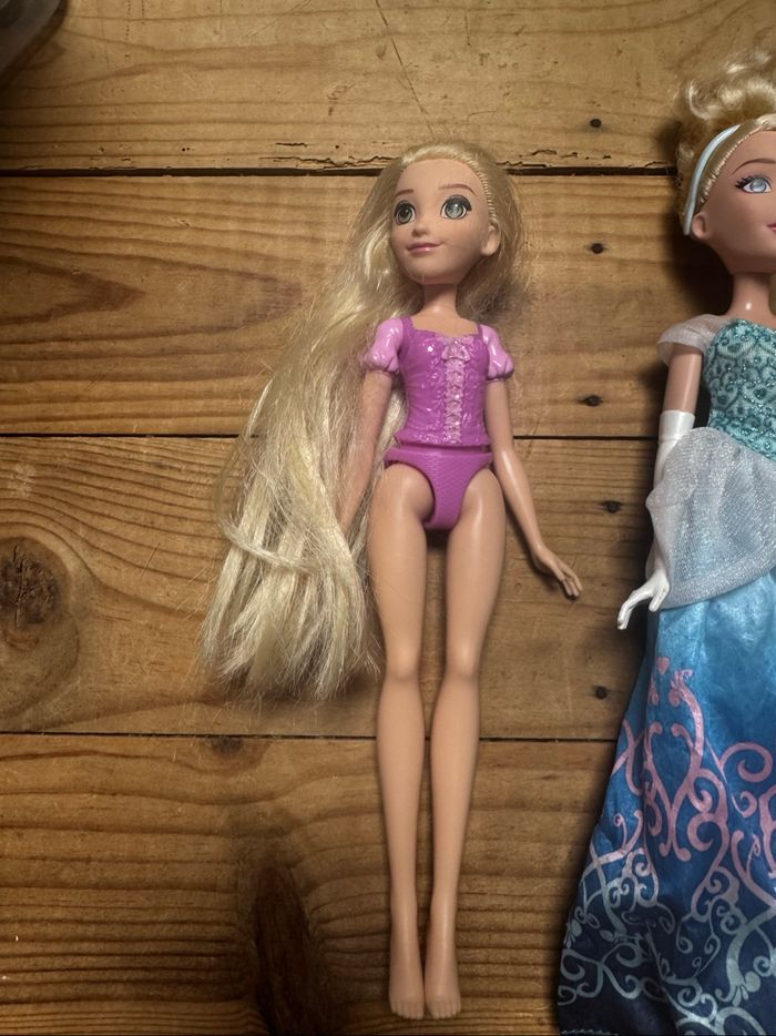 Lot de 3 barbies Disney - photo numéro 2