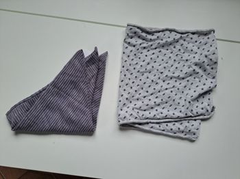 2 foulards