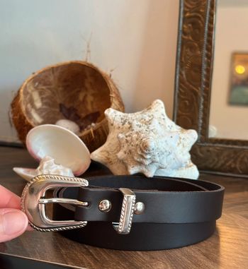 Ceinture fine marron foncé boucle argentée – Fabriquée en France