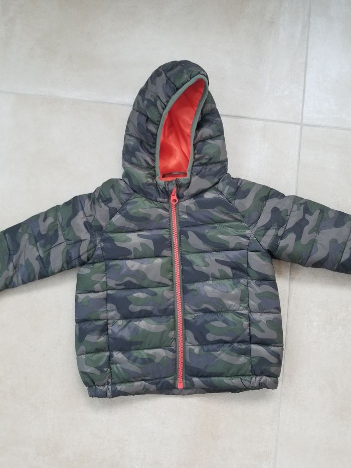 Doudoune camouflage 6-9 mois - photo numéro 2