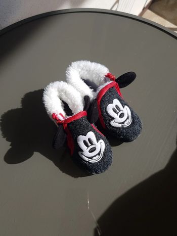 Paire de chaussons Mickey 21
