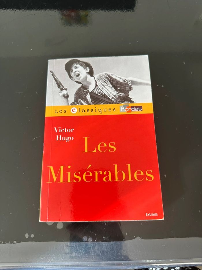 Livre Les Misérables de Victor Hugo