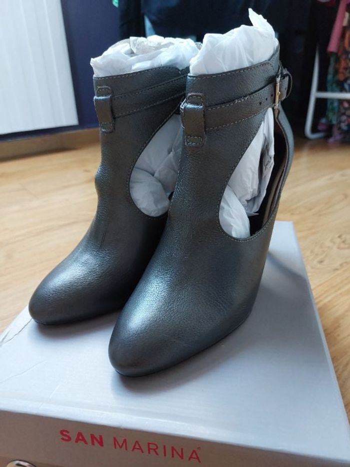 Magnifiques bottines à talons San Marina