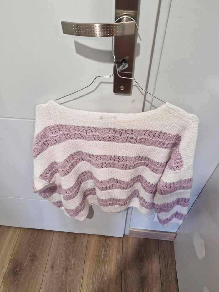 Pull blanc et mauve - photo numéro 2