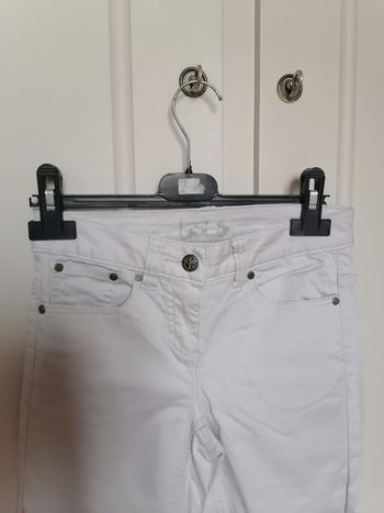 Pantalon fille 34 (les petites bombes=12 ans chez les petites bombes)